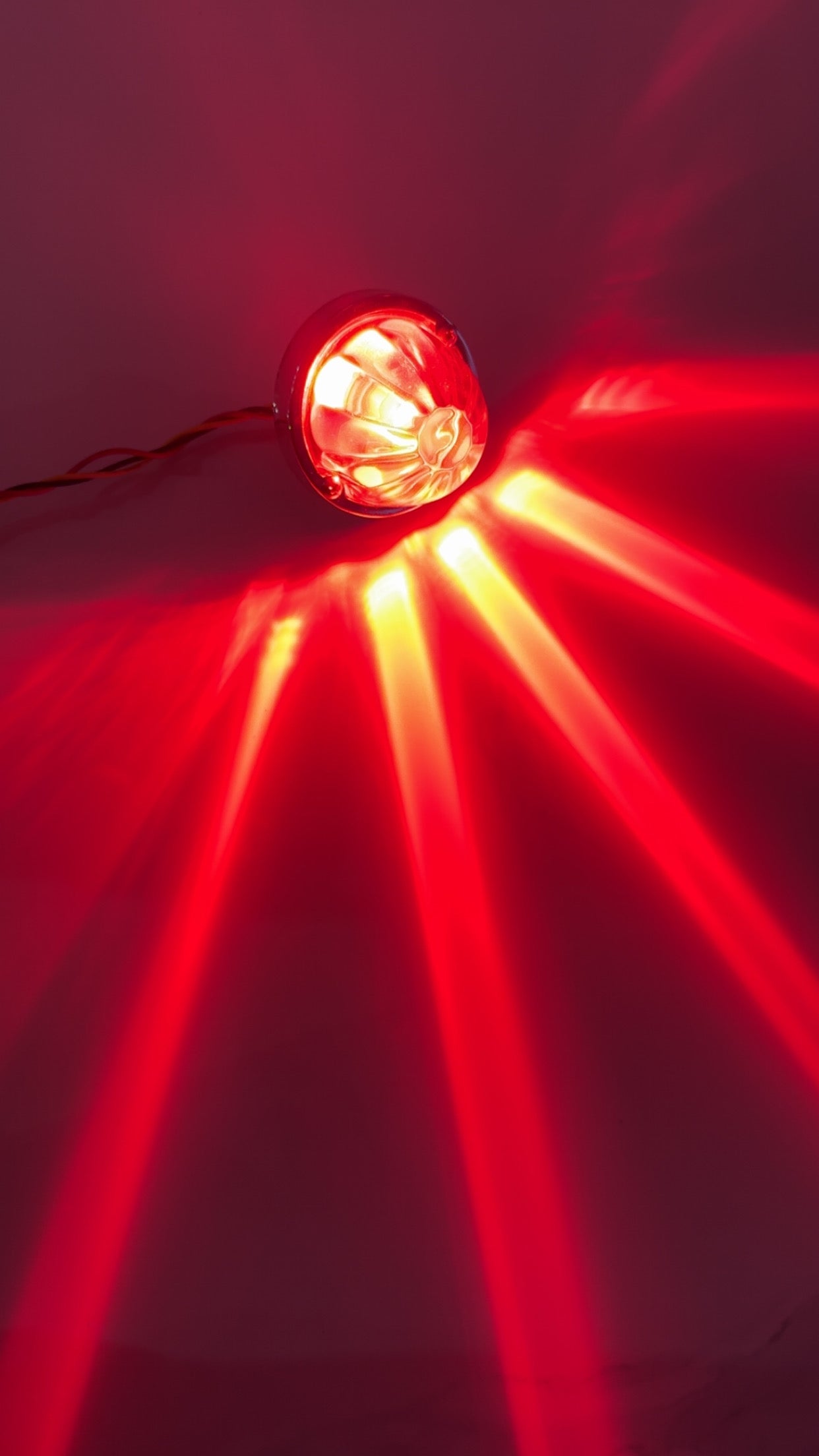 High Voltage Dual Colour Glass Watermelon Light – Amber/Red 12V/24V Truck Lamp with H11 LED